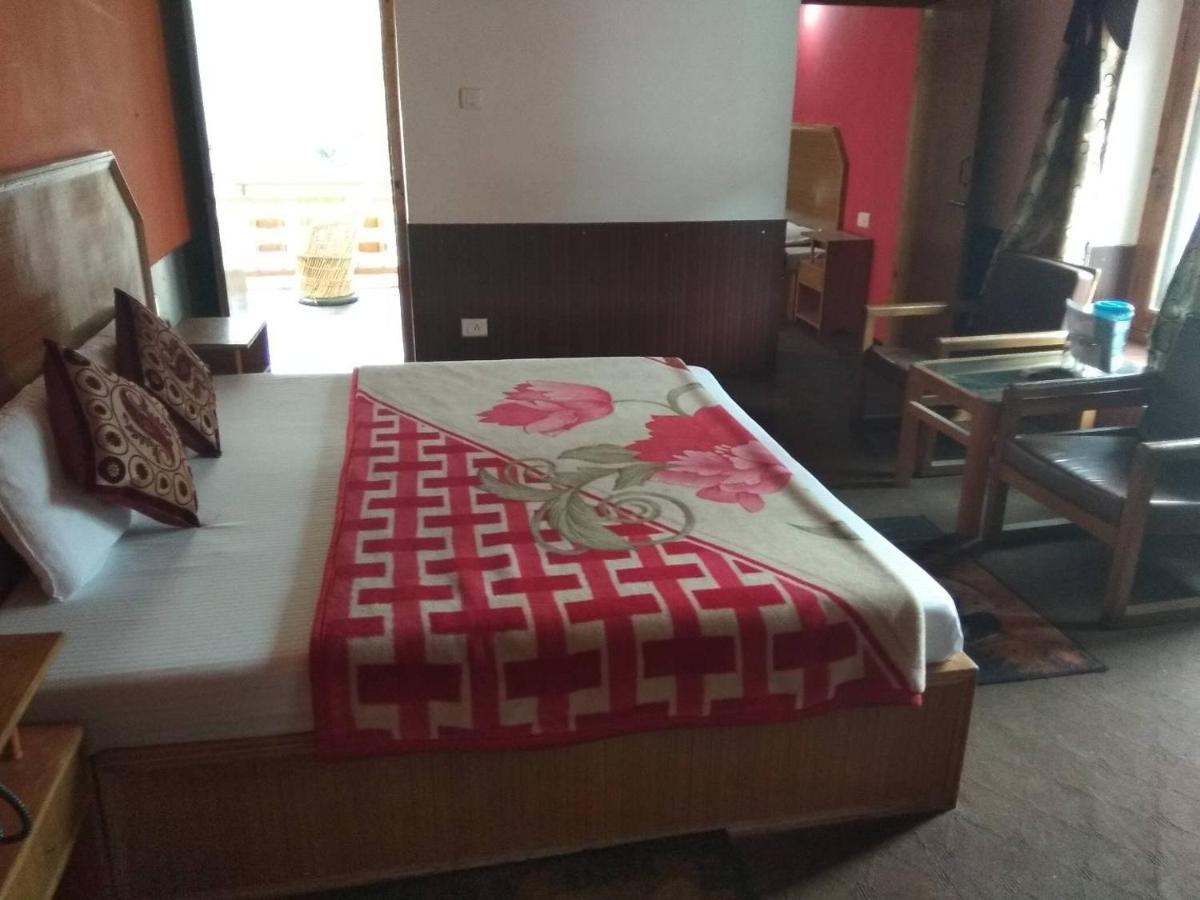 Hotel Hilltop Manali  Bagian luar foto