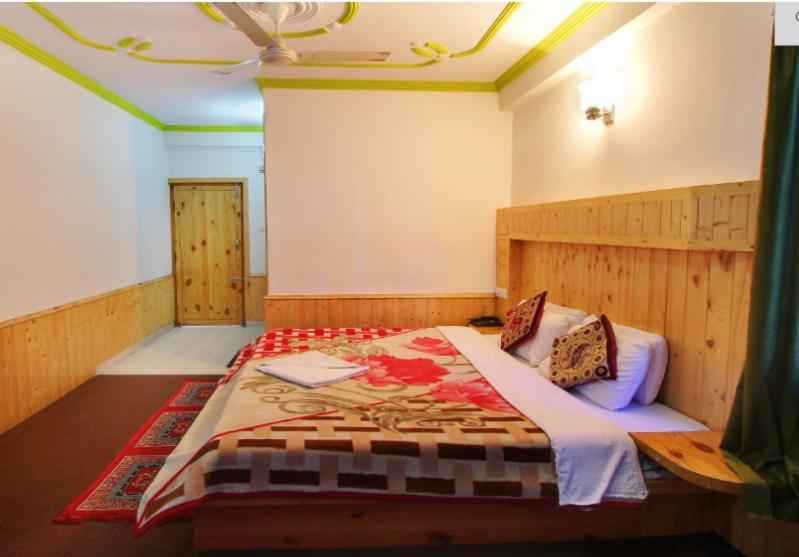Hotel Hilltop Manali  Bagian luar foto
